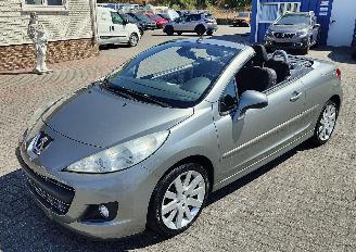 Schadeauto Peugeot 207/207+ Peugeot 207 1,6 hdi cabrio platinium 2015/1