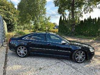 Auto incidentate Audi S8  2006/9