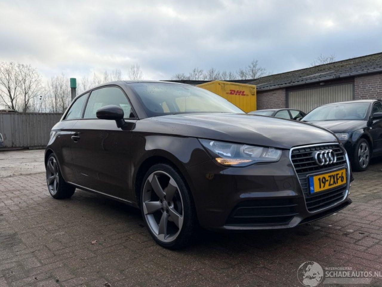 Audi A1 Audi A1 Attraction 1.6 TDI DSG