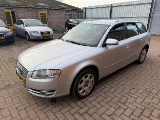krockskadad bil auto Audi A4 2.0 TFSI 2009/6