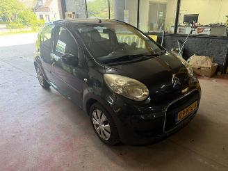damaged passenger cars Citroën C1  2010/1