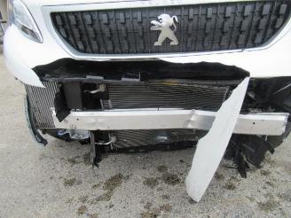 Peugeot Expert AMBULANCE picture 12