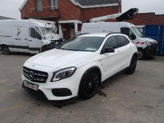 Auto incidentate Mercedes GLA  2020/8