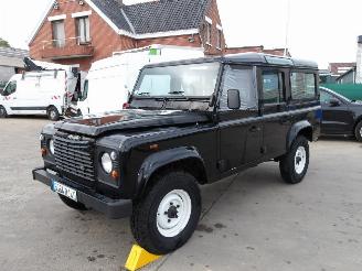 damaged passenger cars Land Rover Defender 110 2005/12