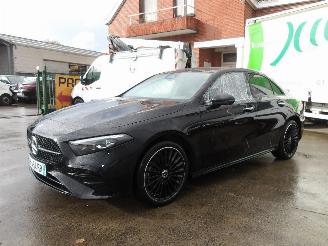 krockskadad bil auto Mercedes A-klasse  2023/6