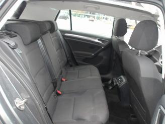 Volkswagen Golf  picture 25