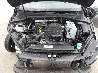 Volkswagen Golf  picture 20
