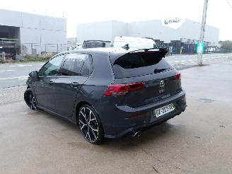 Volkswagen Golf GTI picture 6