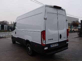 Iveco Daily 35 S16 picture 7
