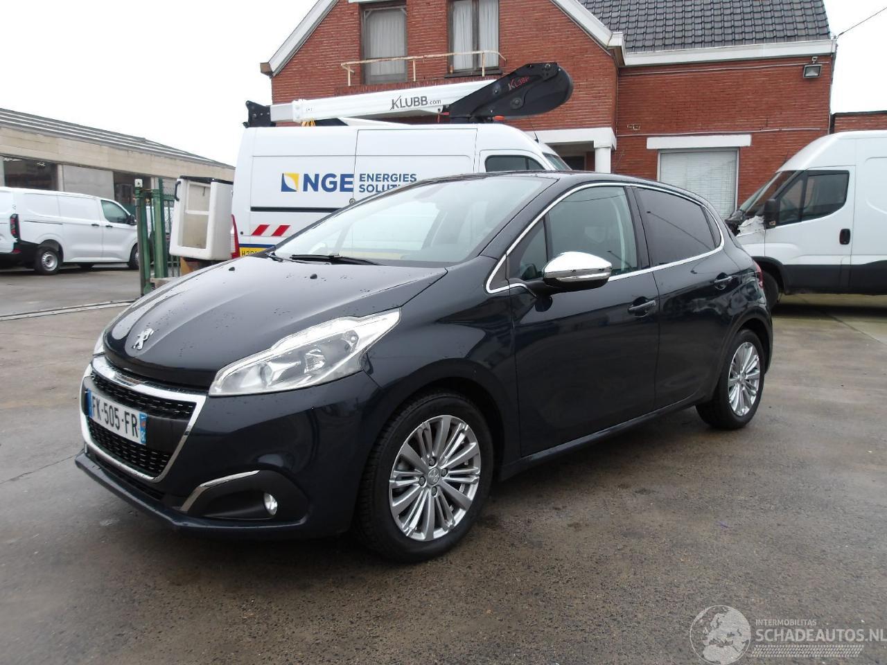 Peugeot 208 1.2 PURE TECH