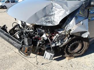 Volkswagen Transporter T6 picture 11