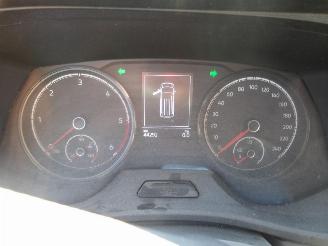 Volkswagen Transporter T6 picture 21