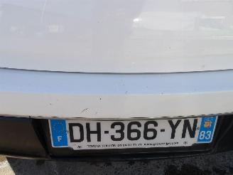 Toyota Auris  picture 13