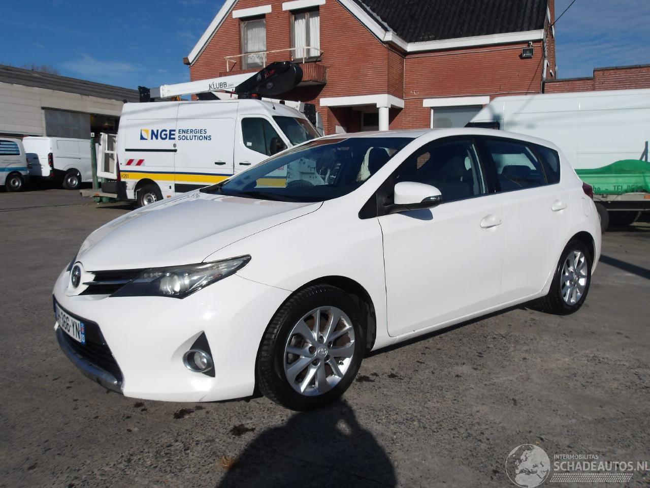 Toyota Auris 