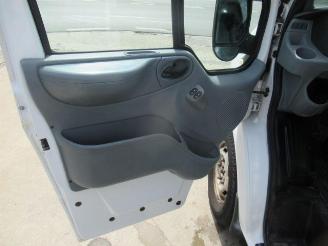 Ford Transit  picture 17