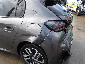 Peugeot 208 1.2 PURE TEC picture 14