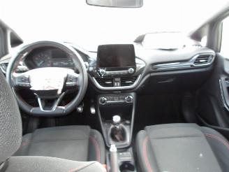 Ford Fiesta ST LINE picture 2