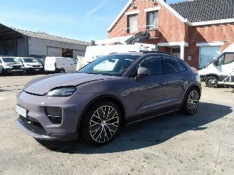 skadebil auto Porsche Macan 4 TYPE 95B 2024/10