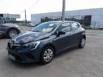 Schadeauto Renault Clio  2021/11