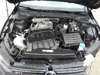Volkswagen Golf GTI picture 15