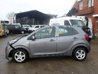Kia Picanto  picture 10