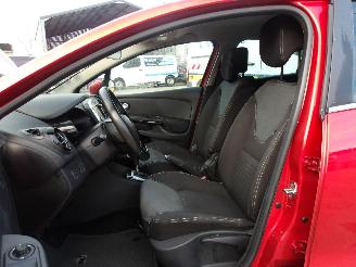 Renault Clio  picture 17
