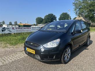 Auto incidentate Ford S-Max 2.0 Titanium 5p. MOTORSCHADE ! 2010/2