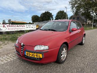 Auto incidentate Alfa Romeo 147 1.6 T.Spark Progression 2002/3