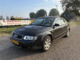 skadebil auto Audi A4 2.0 Exclusive MT sedan AUTOMAAT 2003/3