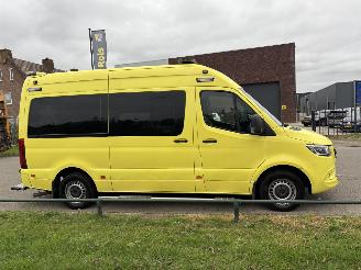 Mercedes Sprinter 319 CDI V6 EX AMBULANCE picture 19