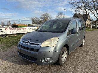 Coche accidentado Citroën Berlingo 1.6 HDI MULTISPACE 2011/8