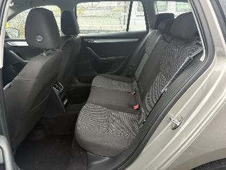 Skoda Octavia 1.2 TSI COMBI picture 7