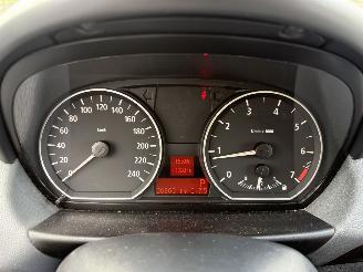 BMW 1-serie 118i High Executive automaat picture 11