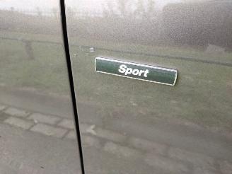 BMW 1-serie 114 I SPORT picture 18