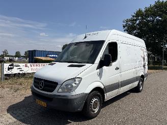 krockskadad bil bedrijf Mercedes Sprinter 315 CDI LANG + HOOG, AIRCO, AUTOMAAT 2007/1