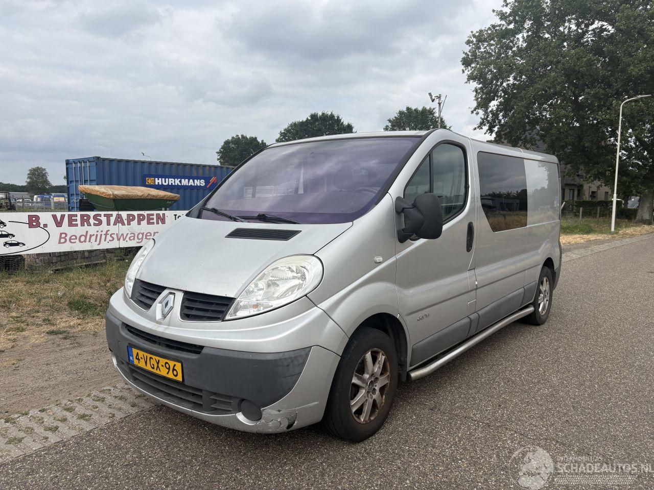 Renault Trafic 2.5 DCI L2/H1 AIRCO