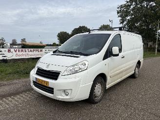 Vaurioauto  commercial vehicles Peugeot Expert 2.0 HDI L2H1 Navteq 2, AIRCO, NAVIGATIE ENZ 2013/2