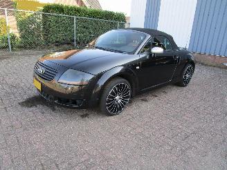 damaged passenger cars Audi TT 1.8 5V Turbo 224 PK Quattro Cabrio 6-Bak 2002/10