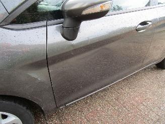 Ford Fiesta 1.5 TDCI Navi Airco 5-Drs picture 6