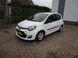 Schadeauto Renault Twingo Airco Radio/CD 2013/10