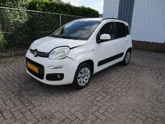 Vaurioauto  passenger cars Fiat Panda 0.9 Twin Air Airco 2013/1