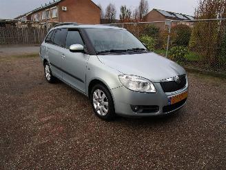 Skoda Fabia 1.4 16V Clima Radio/CD picture 3