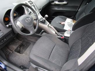 Toyota Auris 1.6 Navi Clima 5-Drs picture 14