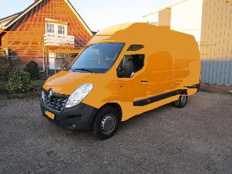 krockskadad bil bedrijf Renault Master 2.3 DCI L4H3 Navi Airco 6-Bak 2018/5