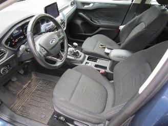 Ford Focus 1.0 Navi Camera Clima 6-Bak picture 16
