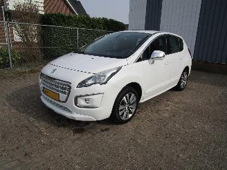 uszkodzony samochody osobowe Peugeot 3008 1.6 HDI Navi Clima 6-Bak 2016/1