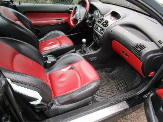 Peugeot 206 CC 2.0 16V Clima Leder picture 11