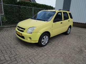 krockskadad bil auto Suzuki Ignis 1.3 2005/7