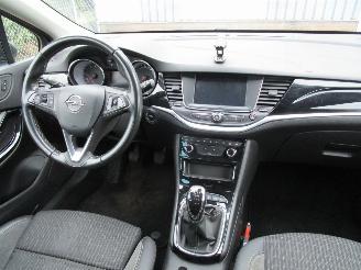 Opel Astra 1.2 Nieuwe Motor Camera Navi Clima picture 11