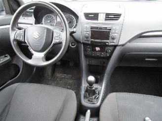 Suzuki Swift 1.2 Clima Radio/CD Keyless 5-Drs picture 11